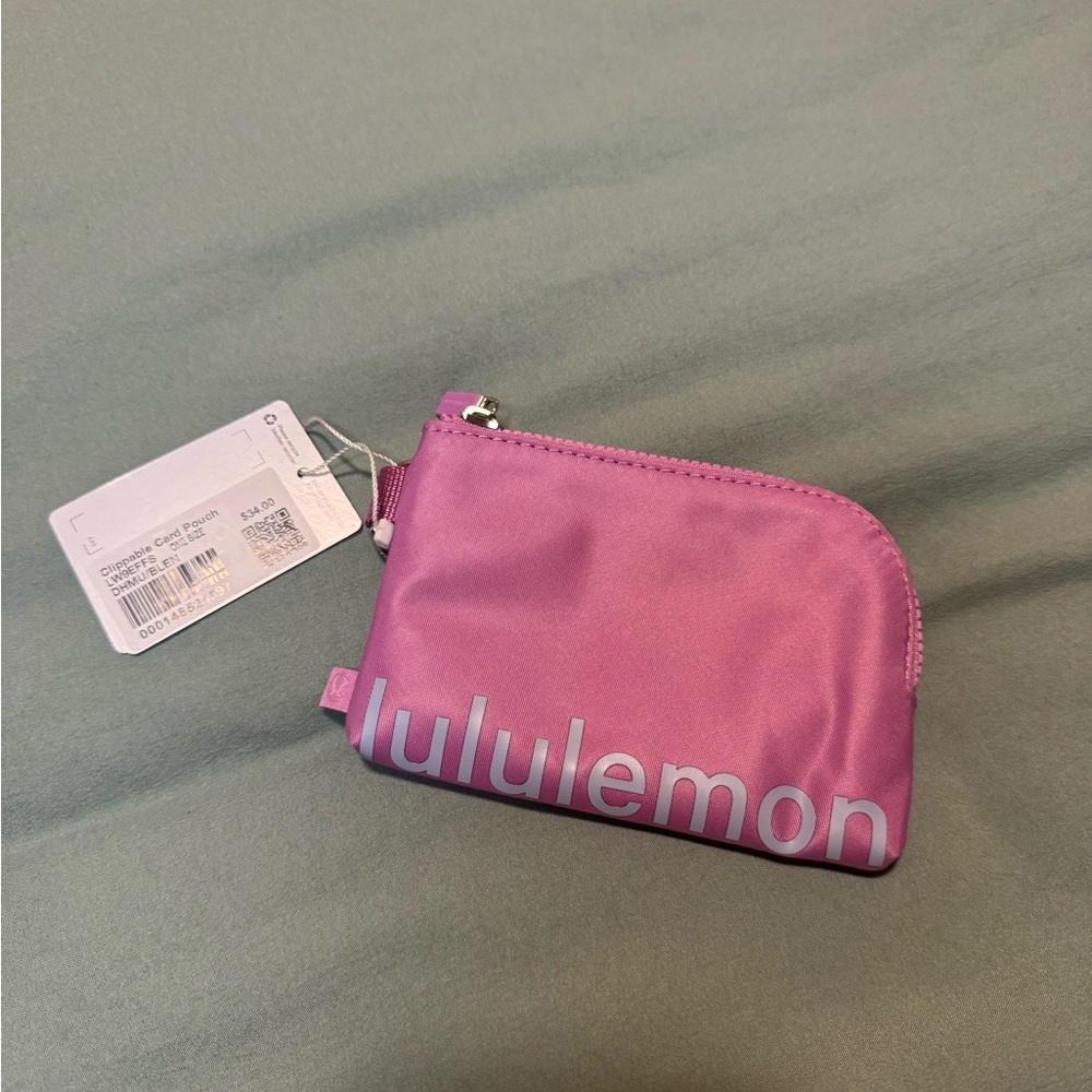 lululemon clippable card pouch